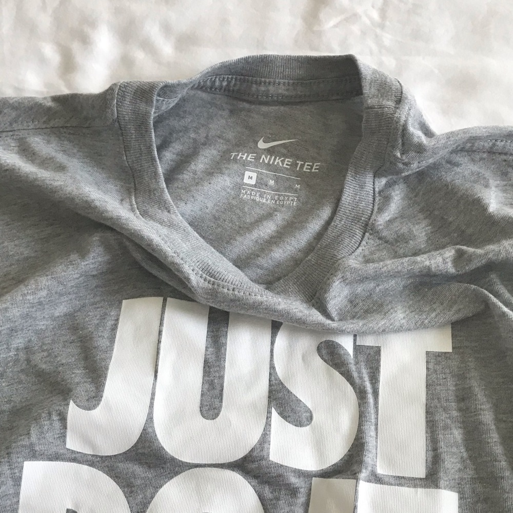 Men nike T-shirt size M